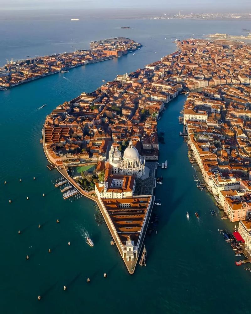 威尼斯旅游发展措施（威尼斯旅游功能分区）